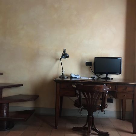 Hotel La Cantina Medolla Ngoại thất bức ảnh
