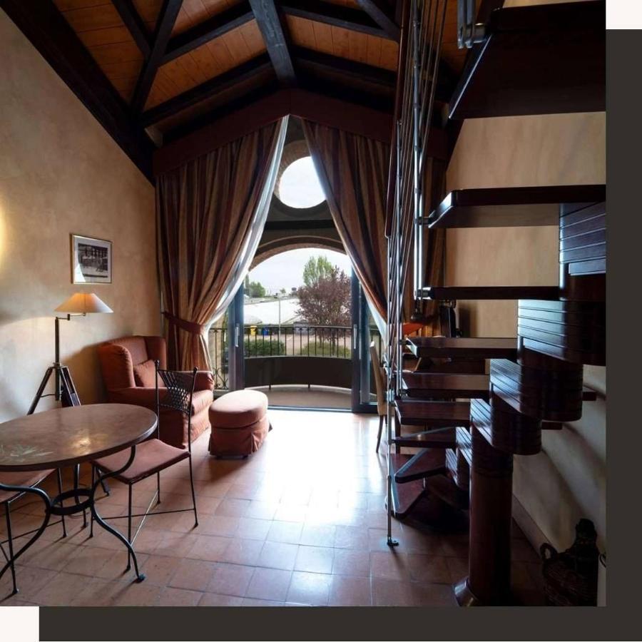 Hotel La Cantina Medolla Ngoại thất bức ảnh